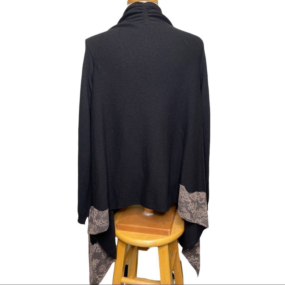 Valentino Lace Trim Shawl Cardigan Size Medium - Picture 10 of 11
